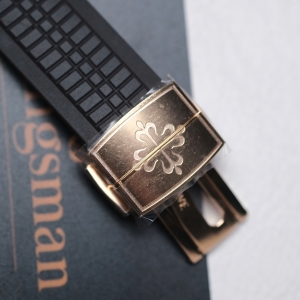 Patek Philippe Aquanaut 5167R-001