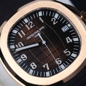 Patek Philippe Aquanaut 5167R-001
