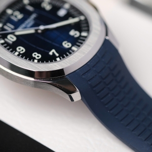 Patek Philippe Aquanaut 5168G-001