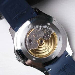 Patek Philippe Aquanaut 5168G-001