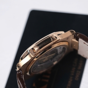 Patek Philippe Nautilus 5712R-001