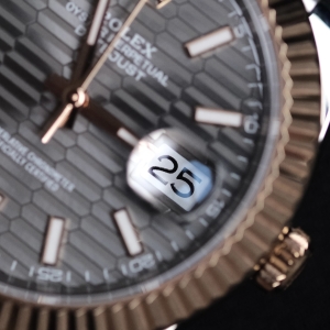 Rolex Date-just Fluted Motif Gray 41mm 126331