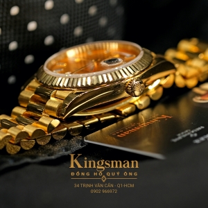 Rolex Day-date Gold 40mm 228238