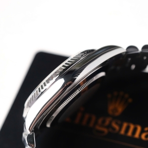 Rolex Day-date Mother of Pearl 40mm 228239