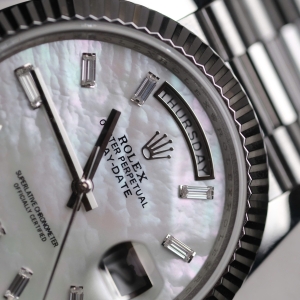 Rolex Day-date Mother of Pearl 40mm 228239