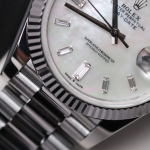 Rolex Day-date Mother of Pearl 40mm 228239