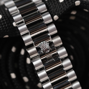 Rolex Day-date Mother of Pearl 40mm 228239